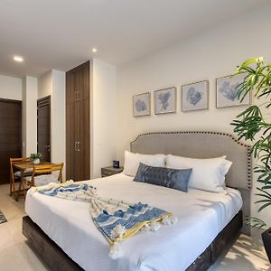 Vista Velas III 7203A